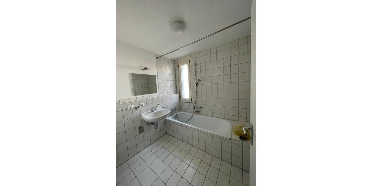 Etagenwohnung Esslingen am Neckar Oberesslingen - 2 Zimmer, 66 m&sup2;, 731&euro; | Angebot:24878019