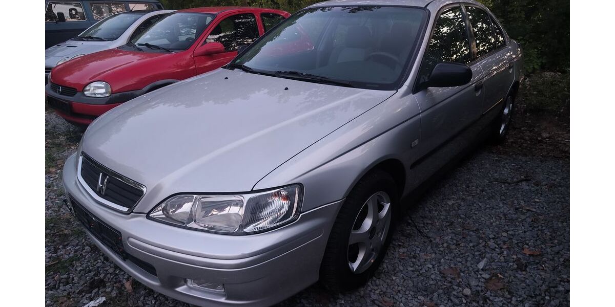 Honda Accord 155.722 km 2.590 &euro; weinstadt 71384