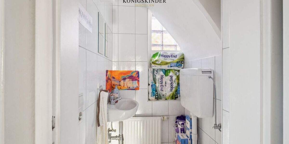 Mehrfamilienhaus, Wohnhaus Stuttgart Weilimdorf - 9 Zimmer, 191 m&sup2;, 699.000&euro; | Angebot:25678028