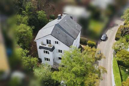 Haus zum Kaufen in Stuttgart 2.150.000 € 300 m²