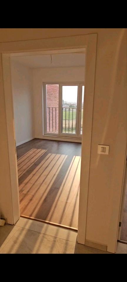 Shitet Banesa shum lir : 2 dhoma , Balkon ne Prizeren Kosovë