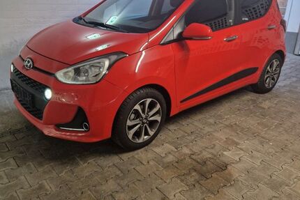 Hyundai i10 20.231 km 12.800 &euro; Böblingen 71032
