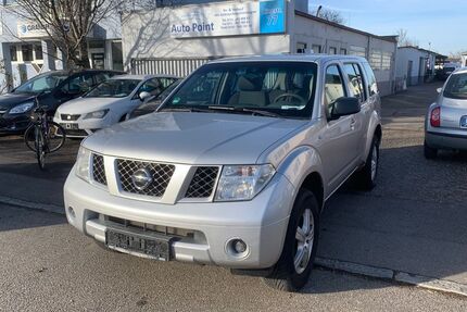Nissan Pathfinder 277.000 km 3.300 &euro; Fellbach-Stuttgart 70736
