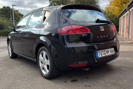 Seat Leon 81.645 km 3.299 € Stuttgart 70565