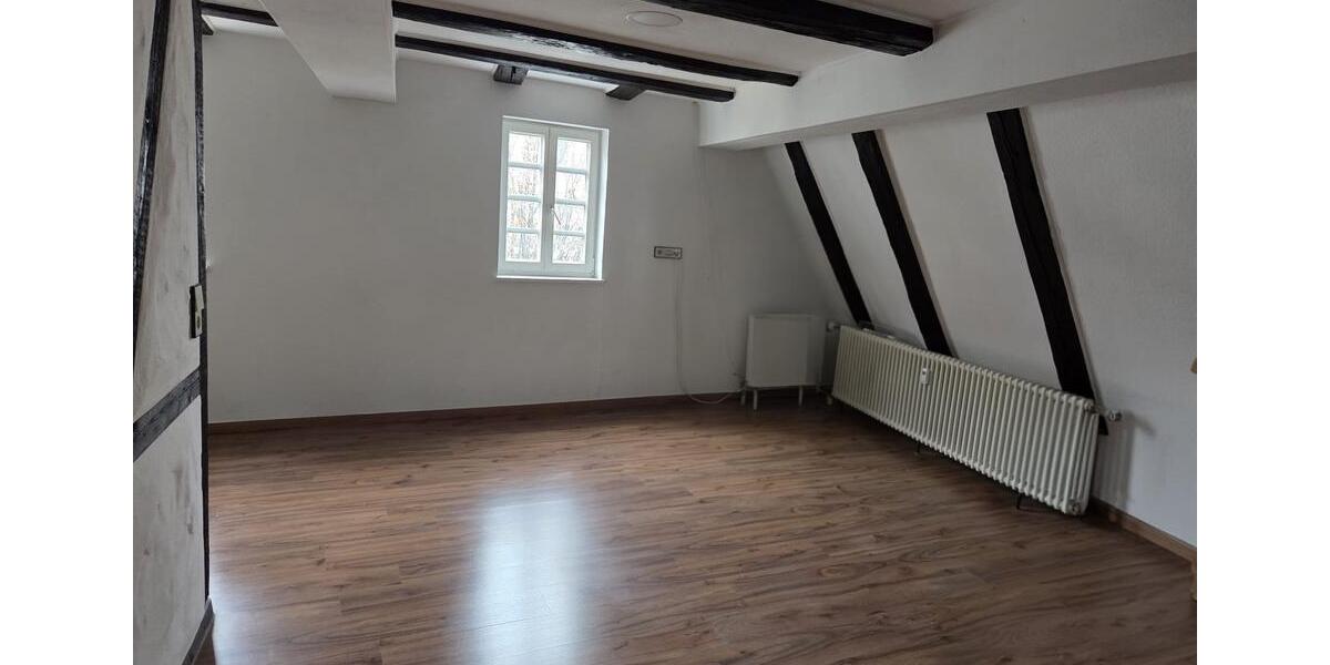 Waiblingen am Marktplatz 3,5-Zimmer-Maisonettewohnung in historischem Fachwerkhaus 3.5 zimmer