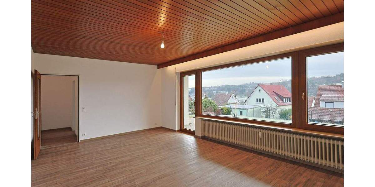Etagenwohnung Weissach - 3 Zimmer, 95 m&sup2;, 1.100&euro; | Angebot:25372316