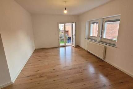 Wohnung Stuttgart Obertürkheim - 3 Zimmer, 72 m&sup2;, 1.250&euro; | Angebot:26244592