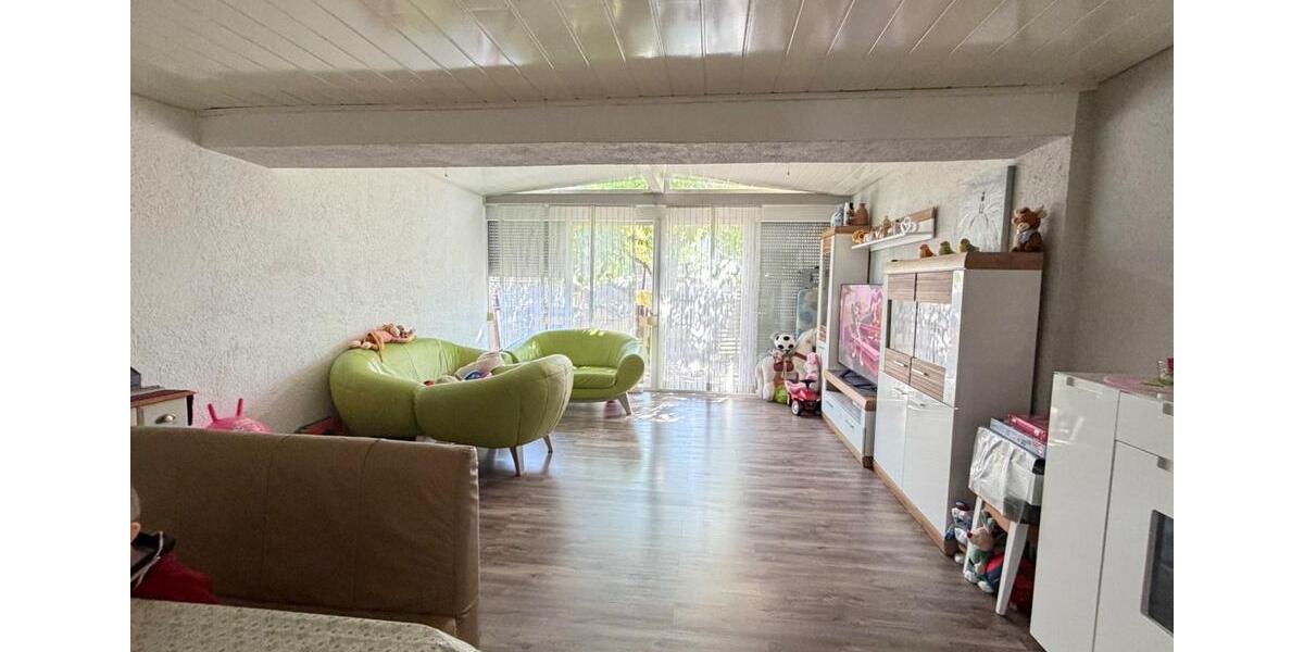 Reihenhaus Reutlingen Orschel-Hagen - 5 Zimmer, 129 m&sup2;, 375.000&euro; | Angebot:26690204