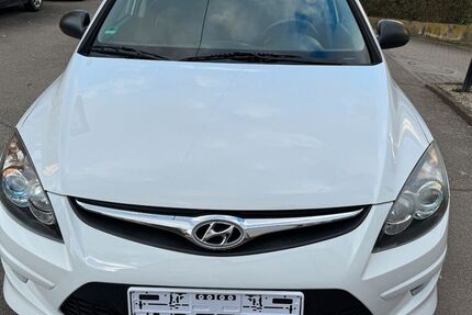 Hyundai i30 185.808 km 4.200 &euro; Stuttgart 70469