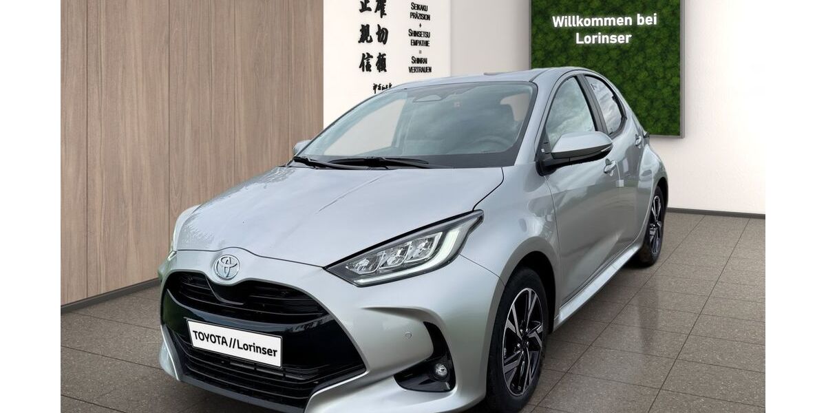 Toyota Yaris 1.026 km 28.390 &euro; Backnang 71522