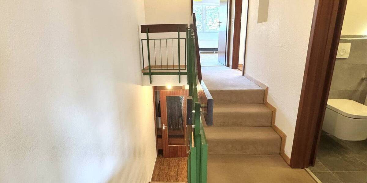 Reihenmittelhaus Sindelfingen Nord - 4 Zimmer, 100 m&sup2;, 499.000&euro; | Angebot:26411407