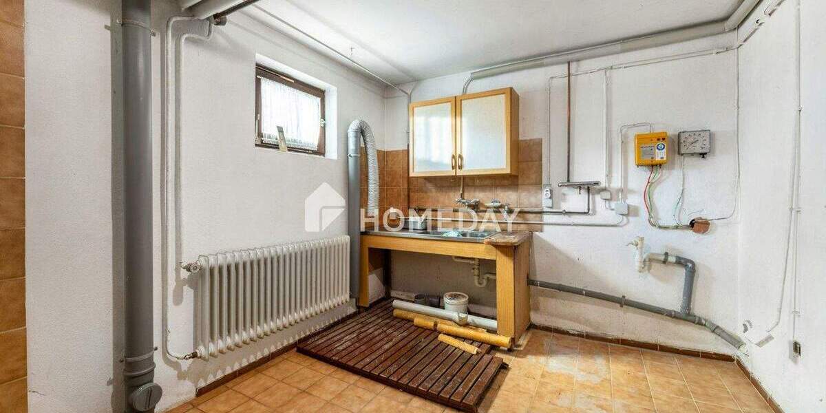 Einfamilienhaus Metzingen Neuhausen - 7 Zimmer, 112 m&sup2;, 496.000&euro; | Angebot:25879096