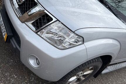 Nissan Navara 160.987 km 10.000 &euro; Winterbach 73650