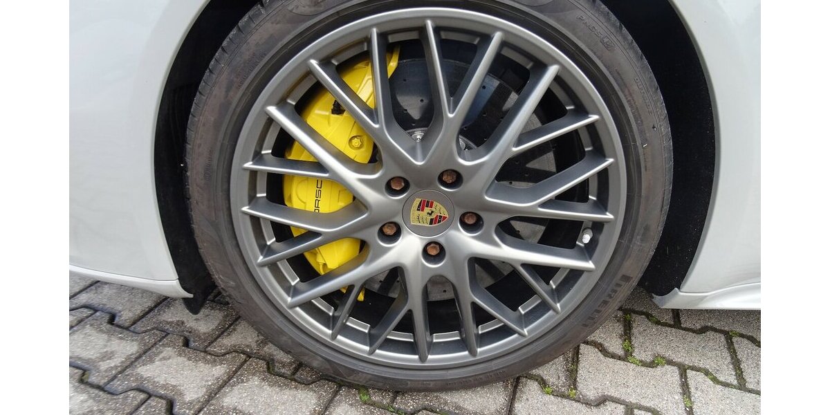 Porsche Panamera GTS Sport Turismo*Keramik,21´´Alu,Standh 148.000 km 65.850 € Schorndorf 73614