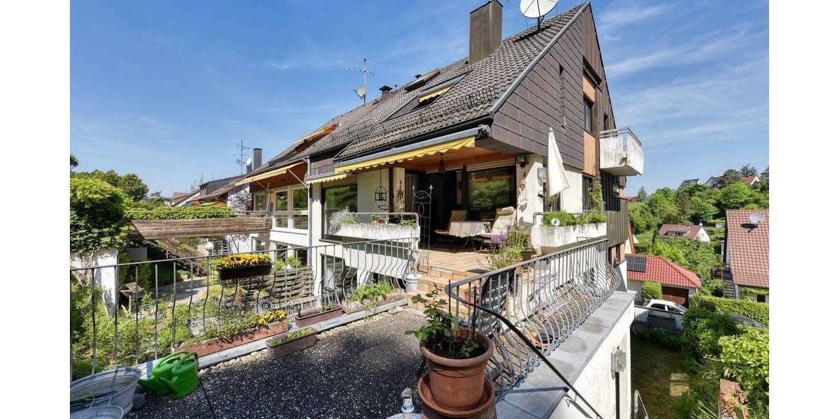 Mehrfamilienhaus, Wohnhaus Stuttgart Ost - 9 Zimmer, 256 m&sup2;, 980.000&euro; | Angebot:25670990
