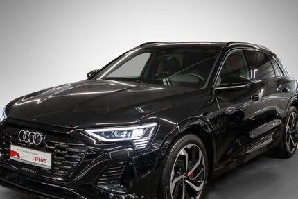 Audi Q8 e-tron 43.047 km 49.740 &euro; Stuttgart 70469