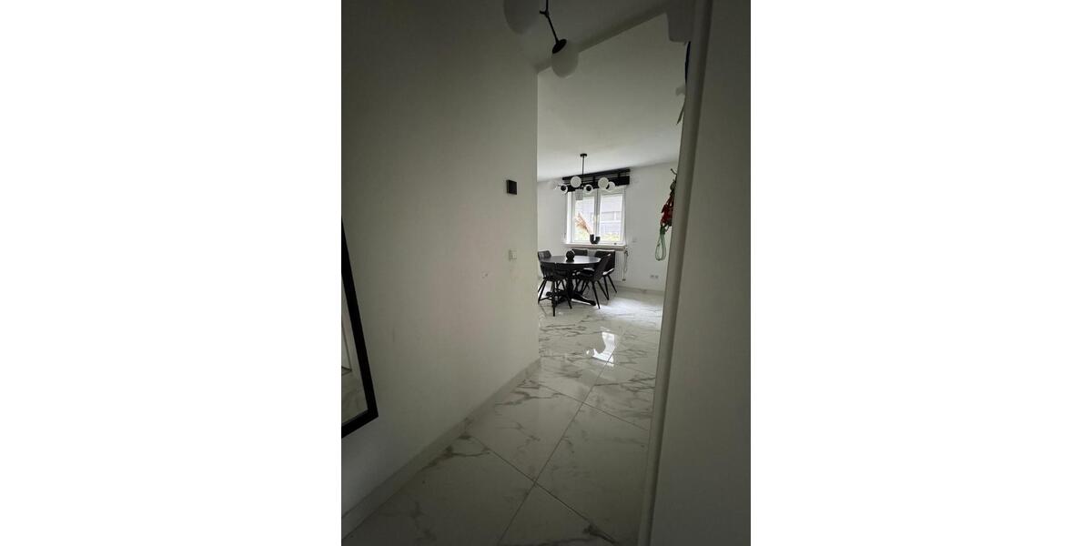 OHNE MAKLERPROVISION! 4,5 Zimmer auf 92 qm, 2021 Saniert 4.5 zimmer