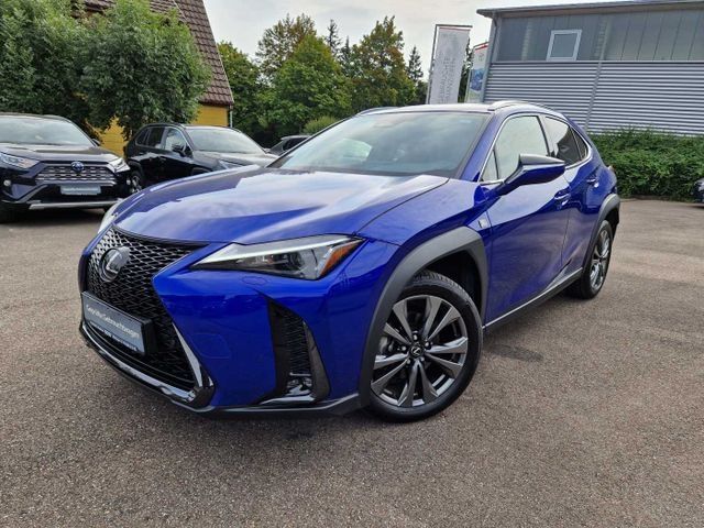 Lexus UX 13.814 km 33.990 &euro; Nürtingen 72622