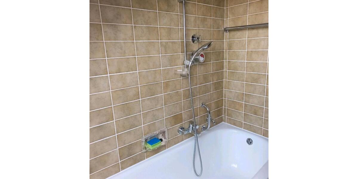 Dachgeschoßwohnung Wolfschlugen - 2 Zimmer, 60 m&sup2;, 750&euro; | Angebot:26336080