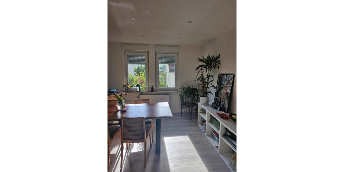 Etagenwohnung Stuttgart Vaihingen - 5 Zimmer, 96 m&sup2;, 1.550&euro; | Angebot:26652368