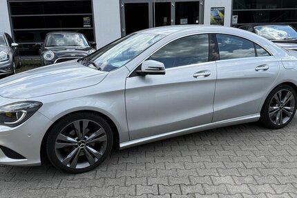 Mercedes-Benz CLA 200 AVANTGARDE Navi Xenon AHK 68.000 km 16.650 &euro; Schorndorf 73614