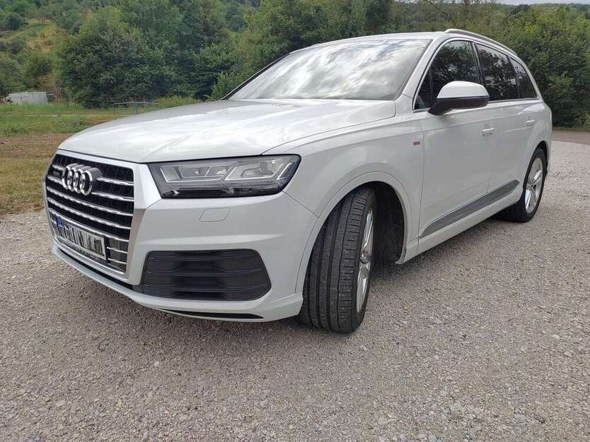 Q7