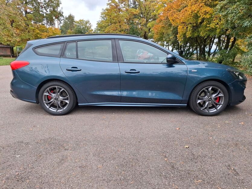 Ford Focus 24.100 km 21.990 € Remshalden 73630
