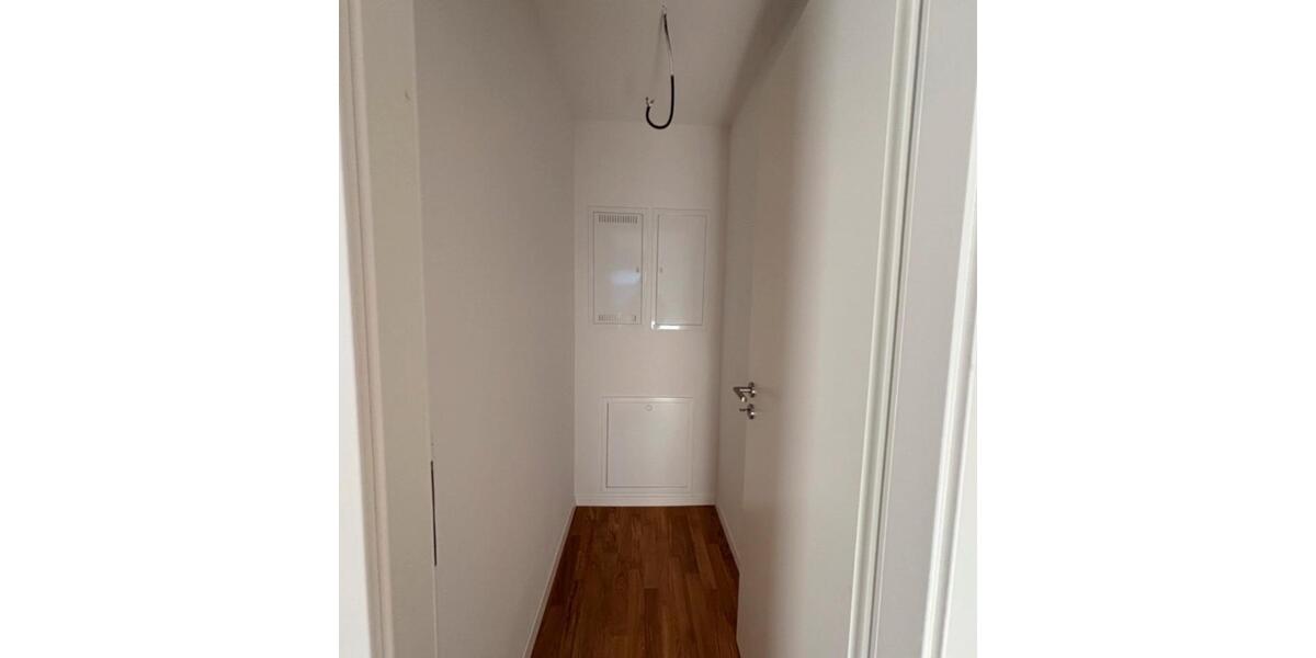 Erdgeschoßwohnung Ludwigsburg Oßweil - 3 Zimmer, 66 m&sup2;, 1.585&euro; | Angebot:24984084