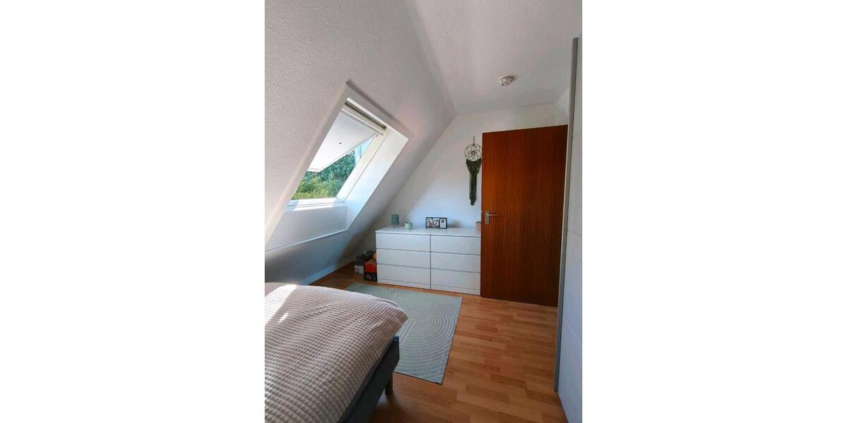 Dachgeschoßwohnung Stuttgart Sillenbuch - 2 Zimmer, 43 m&sup2;, 920&euro; | Angebot:26296431