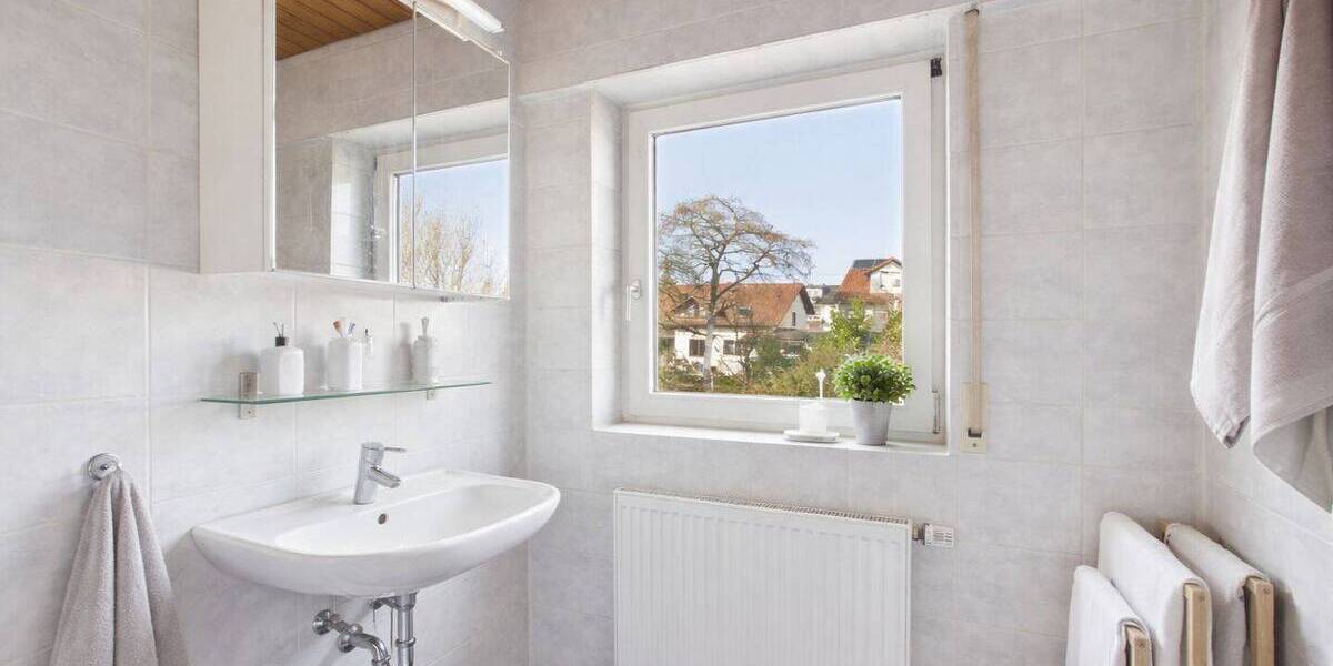 Einfamilienhaus Waiblingen Bittenfeld - 7 Zimmer, 202 m&sup2;, 780.000&euro; | Angebot:26156650