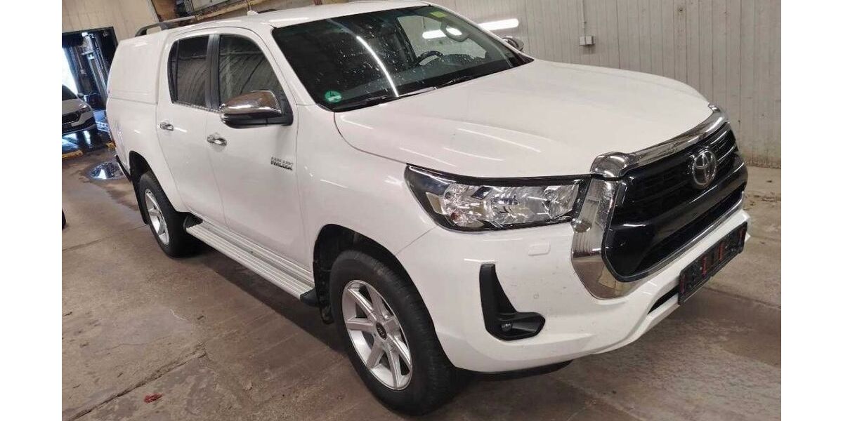 Toyota Hilux 118.000 km 34.999 &euro; Ditzingen 71254