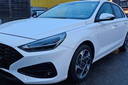 Hyundai i30 26.976 km 19.950 &euro; Leonberg 71229