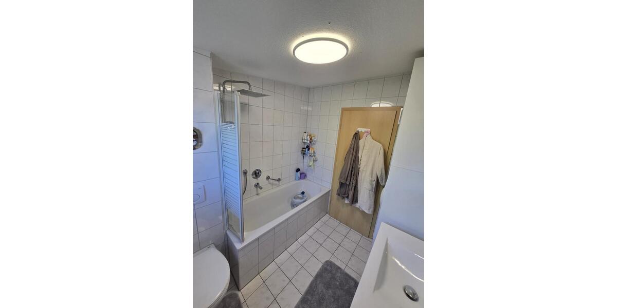 Dachgeschoßwohnung Waiblingen - 2.5 Zimmer, 55 m&sup2;, 245.000&euro; | Angebot:26804415