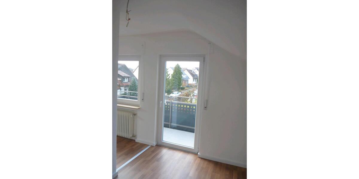 Dachgeschoßwohnung Backnang - 3 Zimmer, 68 m&sup2;, 259.000&euro; | Angebot:26032036