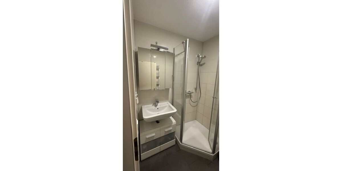 Kapitalanlage von Privat, 2 ZW mit Balkon, Einbauküche u. TG-Stellplatz in Waiblingen - Etagenwohnung Waiblingen | Angebot:27143137