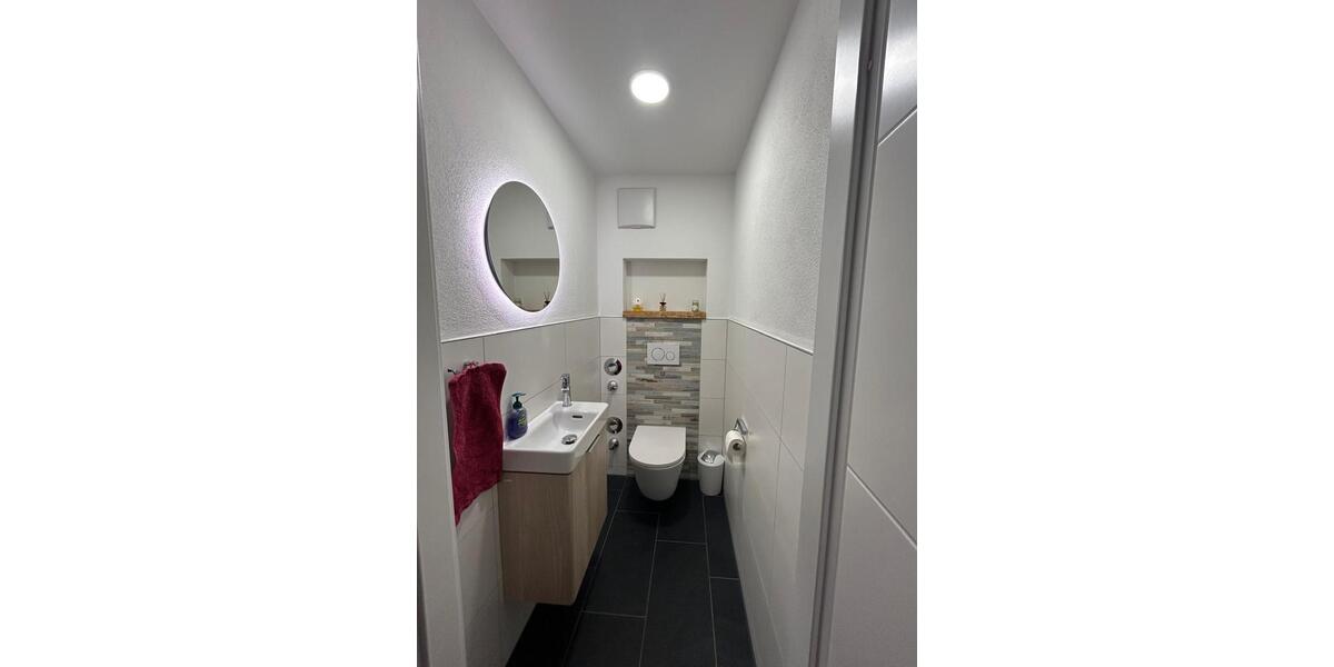 Dachgeschoßwohnung Böblingen Dagersheim - 4 Zimmer, 89 m&sup2;, 360.000&euro; | Angebot:24446793