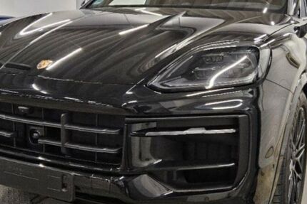Porsche Cayenne 49.500 km 96.999 &euro; Stuttgart 70499