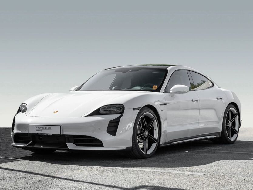 Porsche Taycan 27.950 km 91.000 € Filderstadt 70794