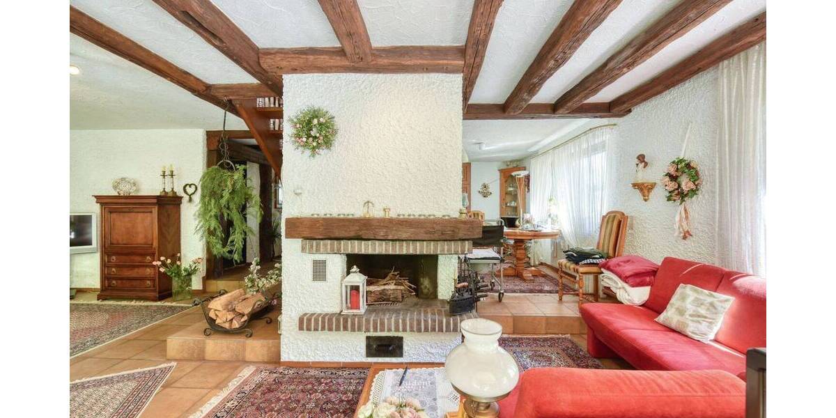 Mehrfamilienhaus, Wohnhaus Stuttgart Ost - 9 Zimmer, 256 m&sup2;, 980.000&euro; | Angebot:25670990