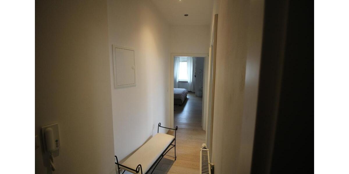 Hochparterre Stuttgart Stuttgart-Süd - 3 Zimmer, 61 m&sup2;, 320.000&euro; | Angebot:26058387