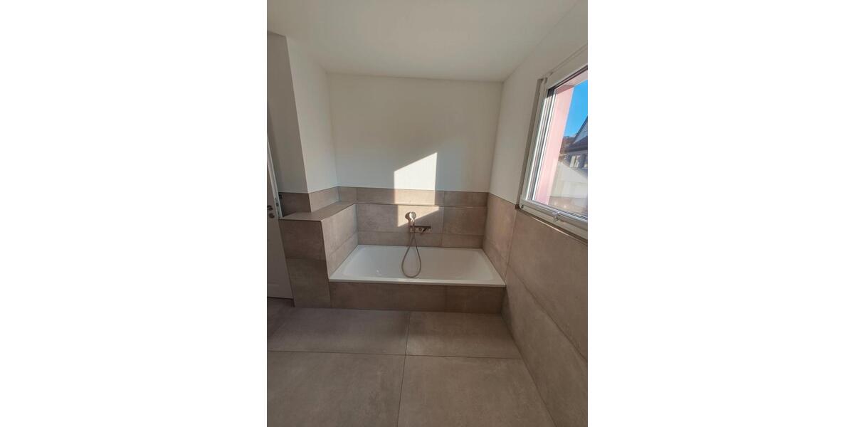 Doppelhaushälfte Schorndorf - 7.5 Zimmer, 182 m&sup2;, 2.550&euro; | Angebot:26463065