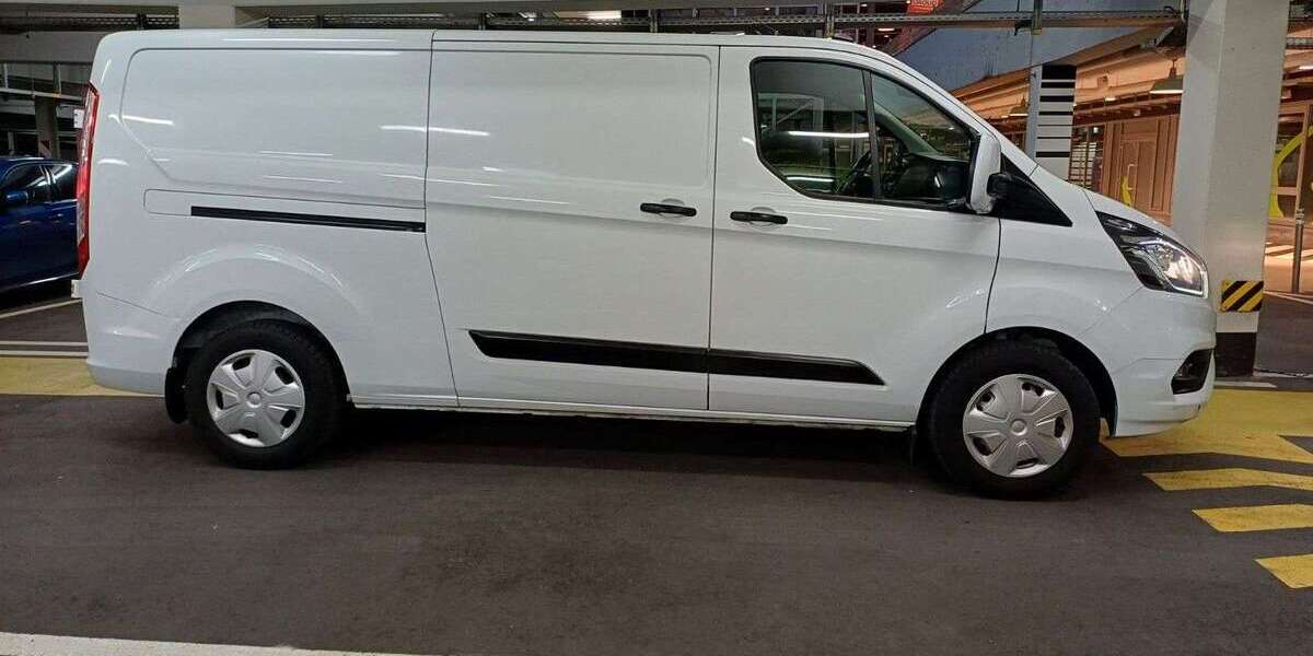 Ford Transit Custom 160.000 km 14.800 &euro; Esslingen am Neckar 73733