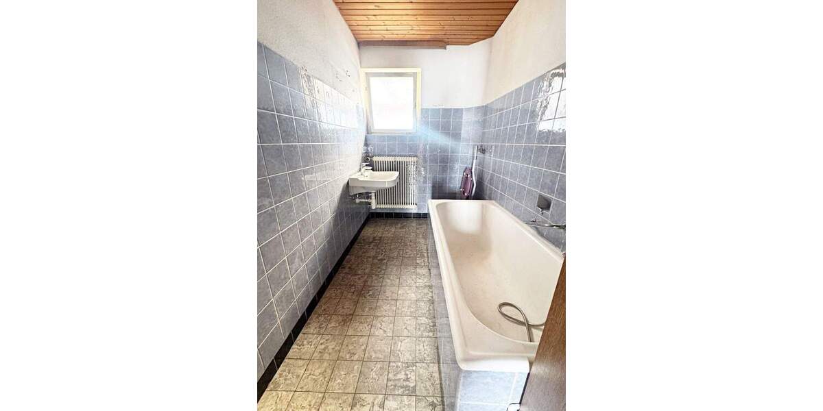 Mehrfamilienhaus, Wohnhaus Rudersberg Michelau - 7 Zimmer, 141 m&sup2;, 399.000&euro; | Angebot:24437272