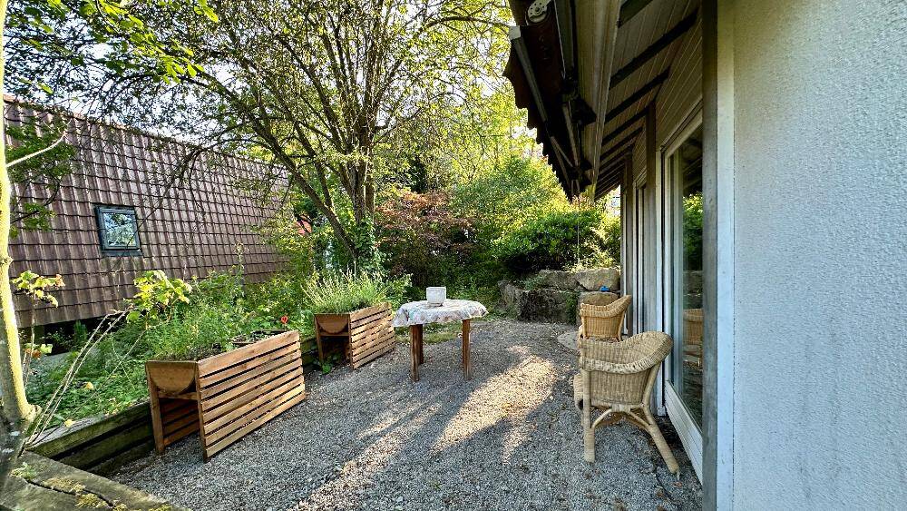 Mehrfamilienhaus, Wohnhaus Weil der Stadt - 7 Zimmer, 200 m&sup2;, 2.700&euro; | Angebot:26106042