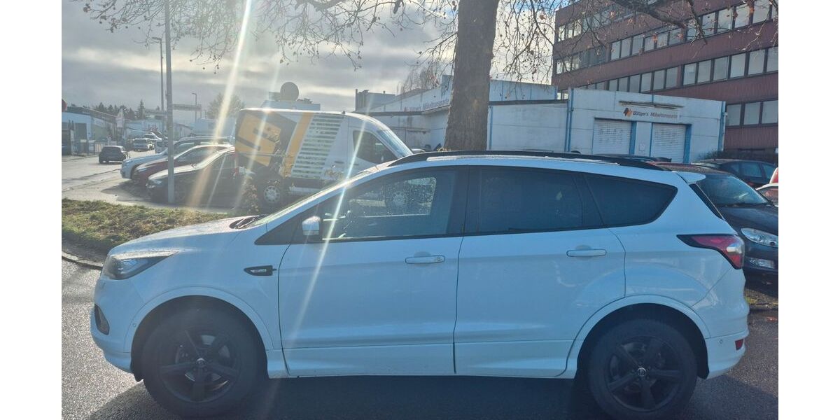 Ford Kuga 83.500 km 14.500 € Wernau 73249
