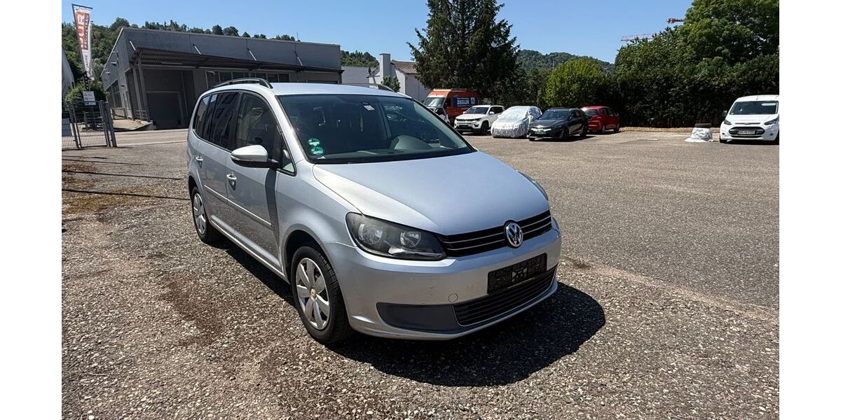 VW Touran 180.000 km 4.900 &euro; Remshalden bei Stuttgart 73630