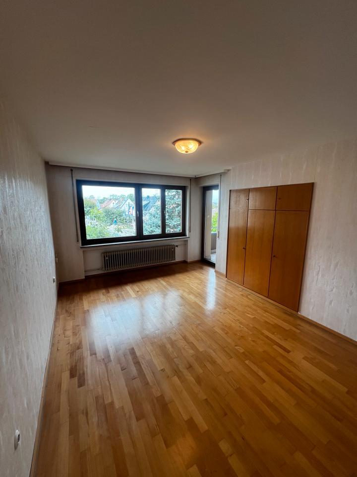 TOP-LAGE REIHENENDHAUS, GROßER GARTEN, GARAGE, KÜ, BAD, GÄSTE-WC,