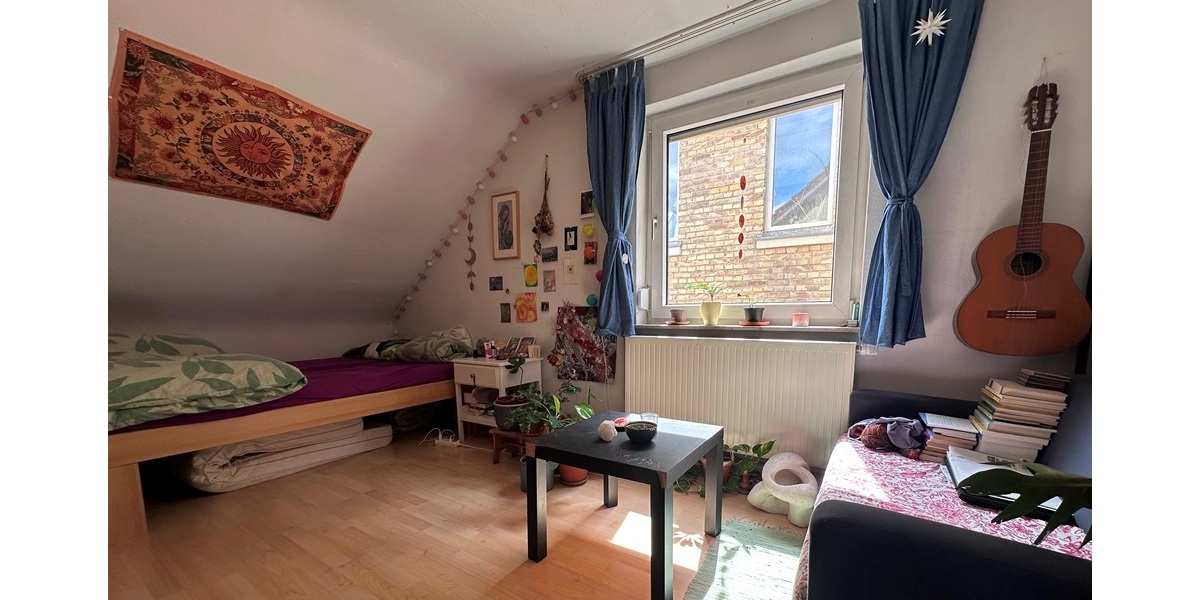 3 Zi.-DG-Wohnung mit Fernsicht in Top Lage von Stuttgart West Nähe Hölderlinplatz - Dachgeschoßwohnung Stuttgart Stuttgart-West | Angebot:26829496