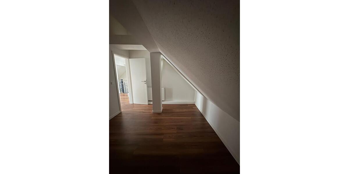 Maisonettenwohnung Esslingen am Neckar Brühl - 4.5 Zimmer, 113 m&sup2;, 1.800&euro; | Angebot:26320977
