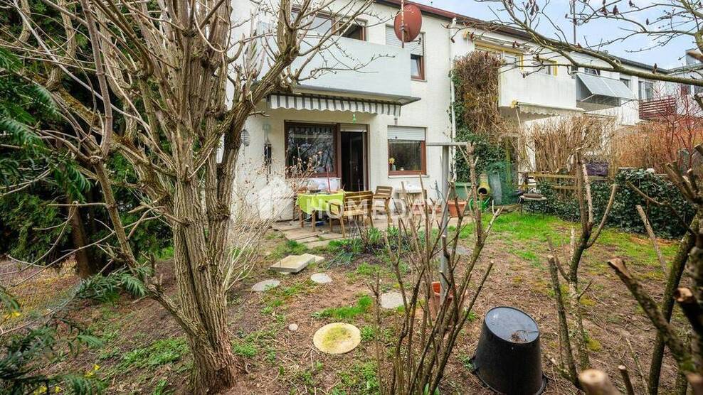 Attraktives Reihenendhaus mit großzügigem Garten und viel Gestaltungspotenzial